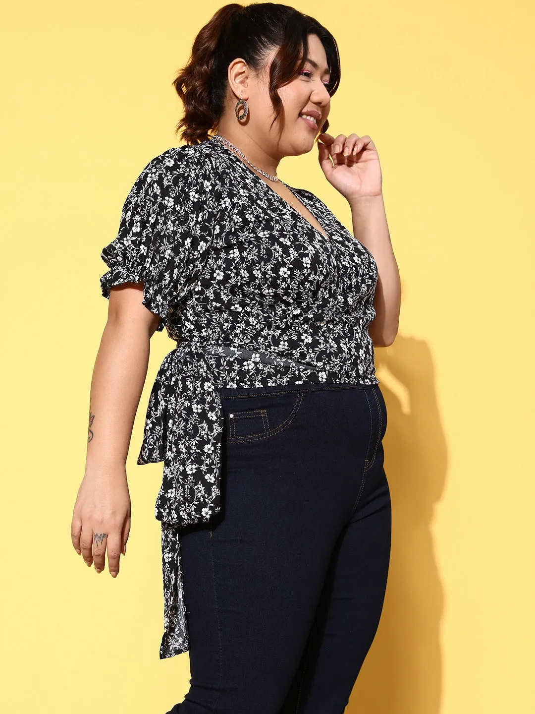 Berrylush Women Plus Size Black & White Floral Printed V-Neck Waist Tie-Up Crepe Wrap Regular Top