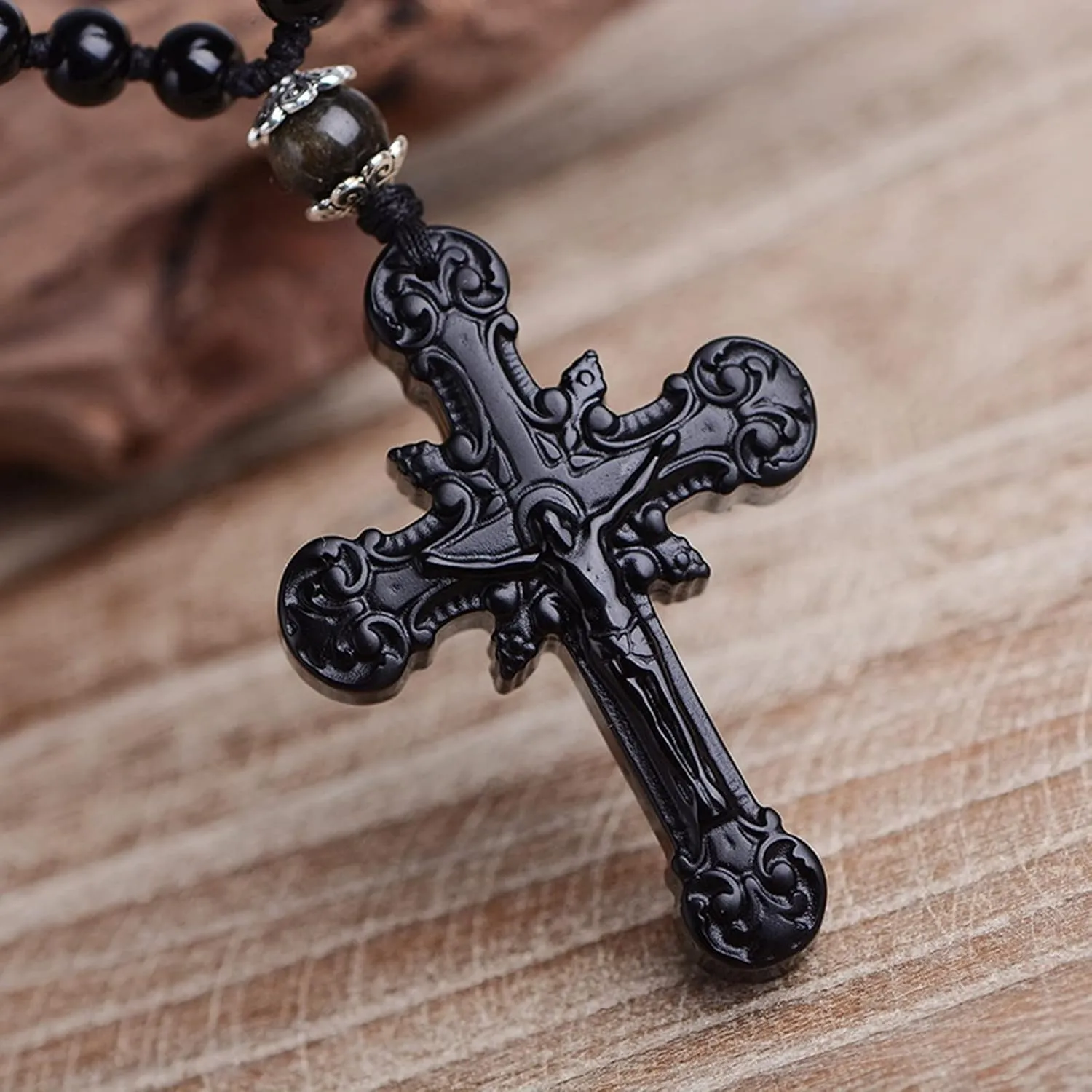 Black Obsidian Cross Necklace, Natural Obsidian Cross Healing Crystal Energy Stone Protection Amulet Charm Pendant Necklace for Women Men Couples Pendant Necklace with Adjustable Bead Chain