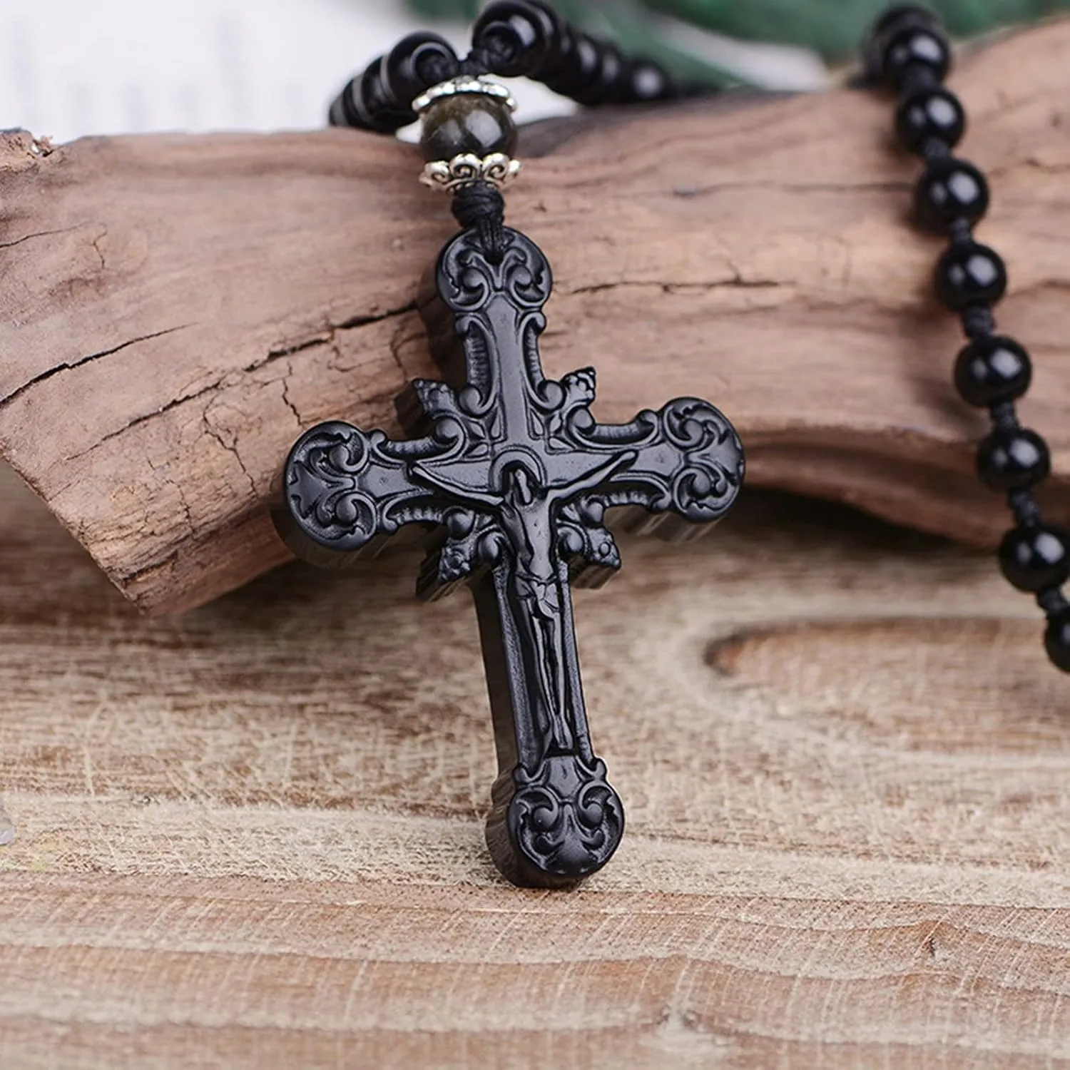 Black Obsidian Cross Necklace, Natural Obsidian Cross Healing Crystal Energy Stone Protection Amulet Charm Pendant Necklace for Women Men Couples Pendant Necklace with Adjustable Bead Chain