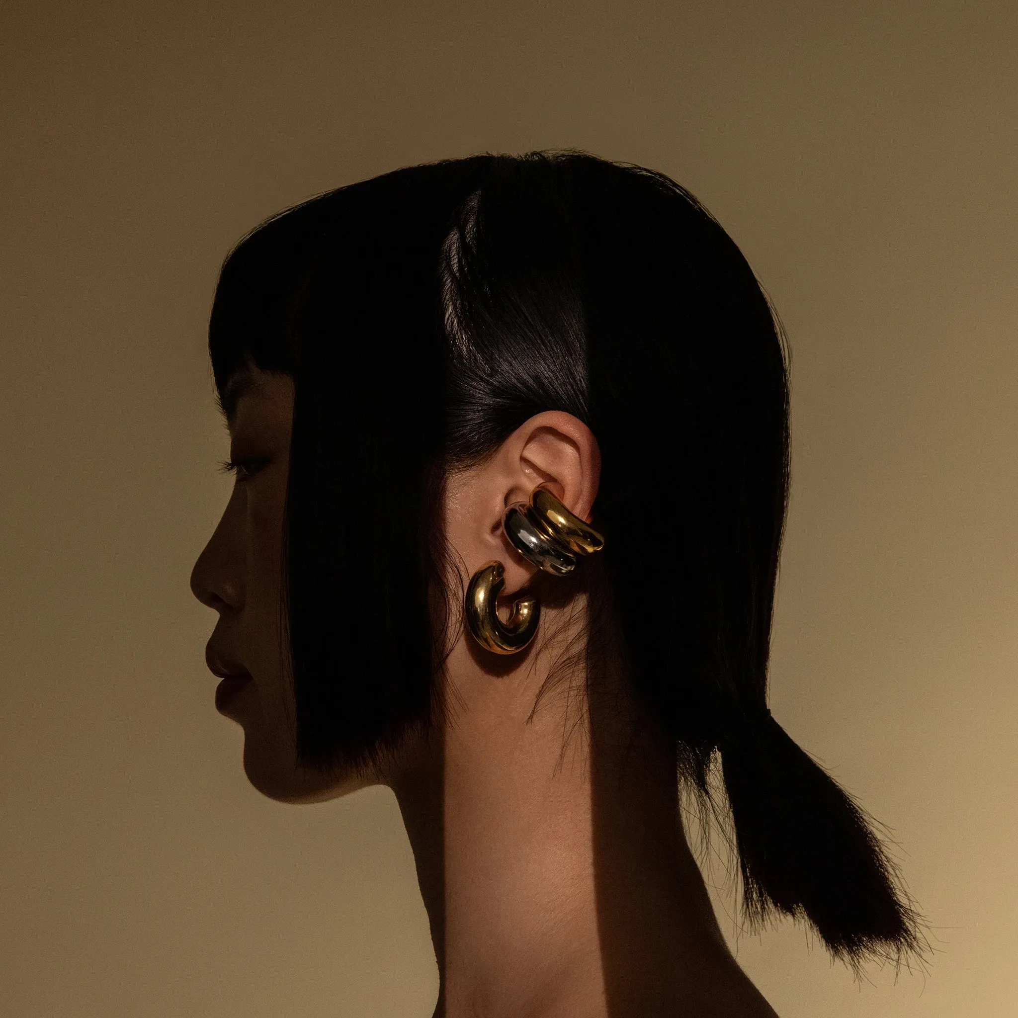 CHUNKY BAGEL EAR CUFF