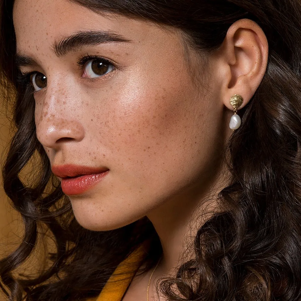 Fossil Drop Earrings with Baroque Pearl - Ivory