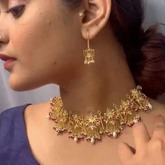 GlAM Lotus Gold plated Silver Necklace