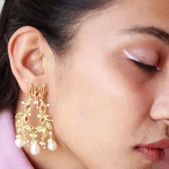 GlAM Lotus Gold plated Silver Necklace