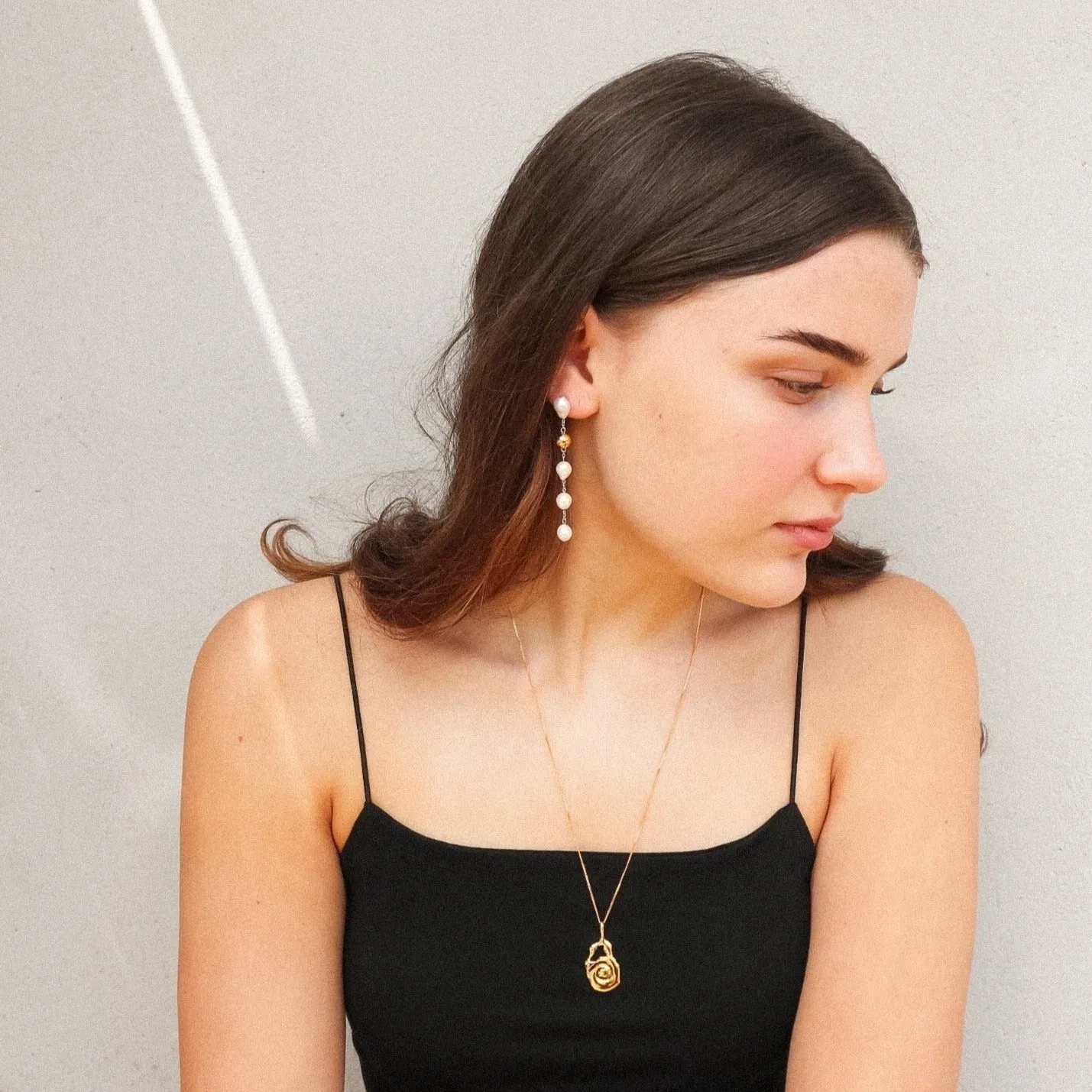 'Martha' Mismatched Drop Pearl Earrings