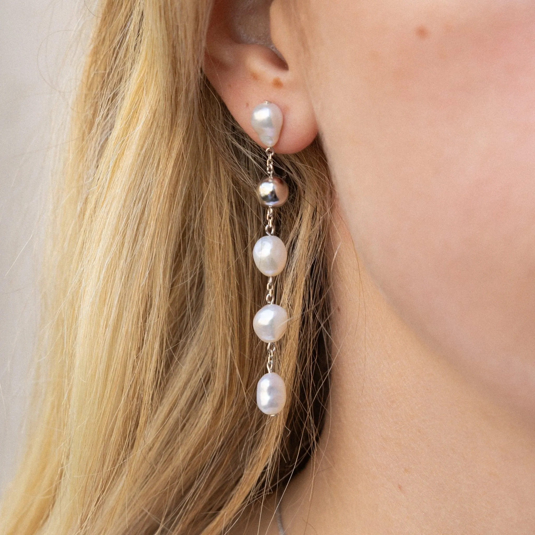 'Martha' Mismatched Drop Pearl Earrings