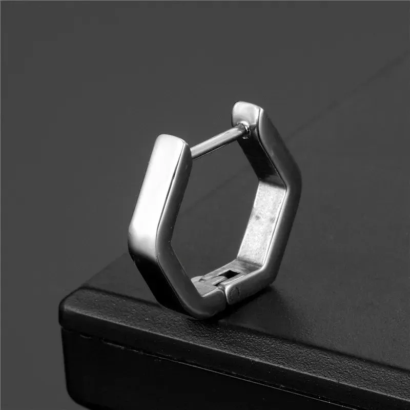 Rinhoo 1 Pcs Triangle Unisex Punk Rock Earrings Stainless Steel Women Men Stud Earring Pierced Push-Back Ear Plug Jewelry Gift