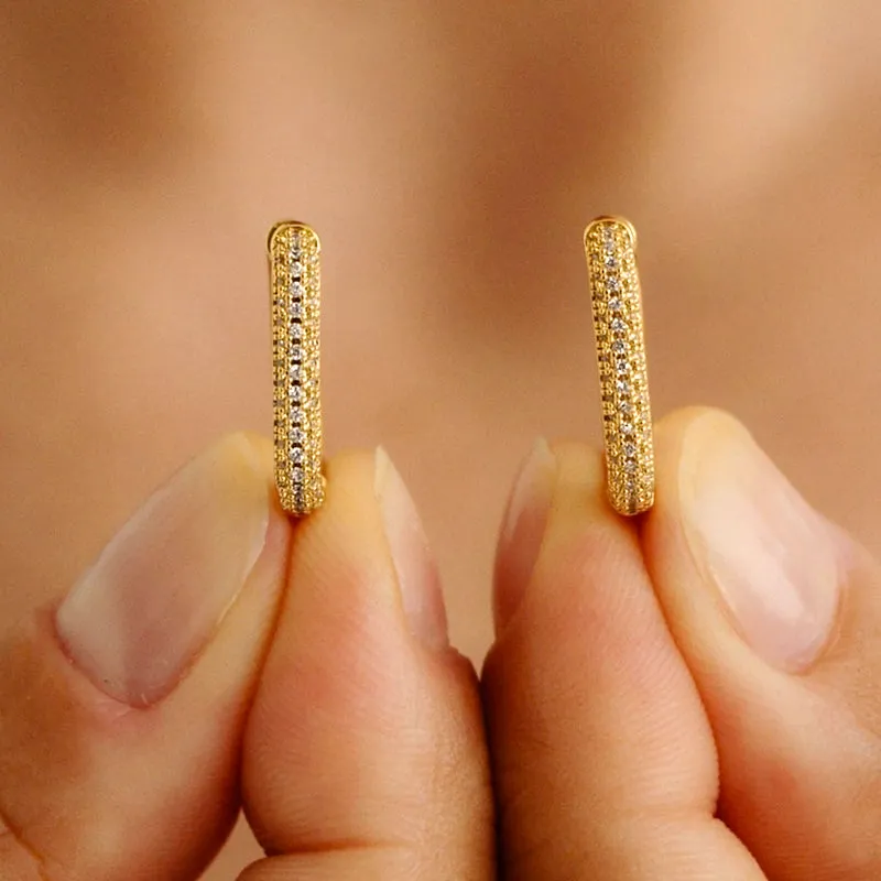 Sparkling Ear Buckle Earrings