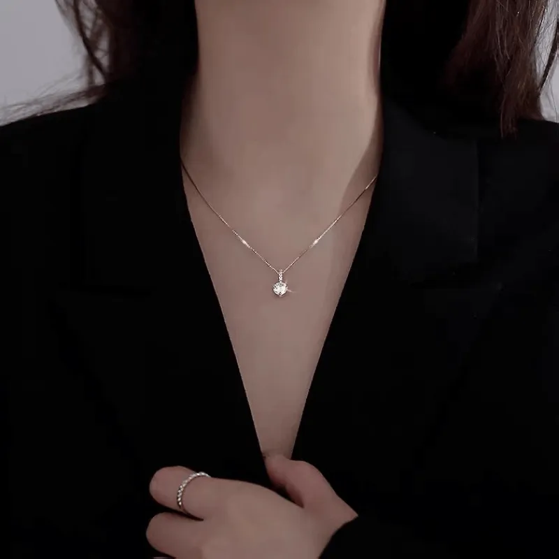 Sparkling Zircon Water Drop Pendant Necklace for Women