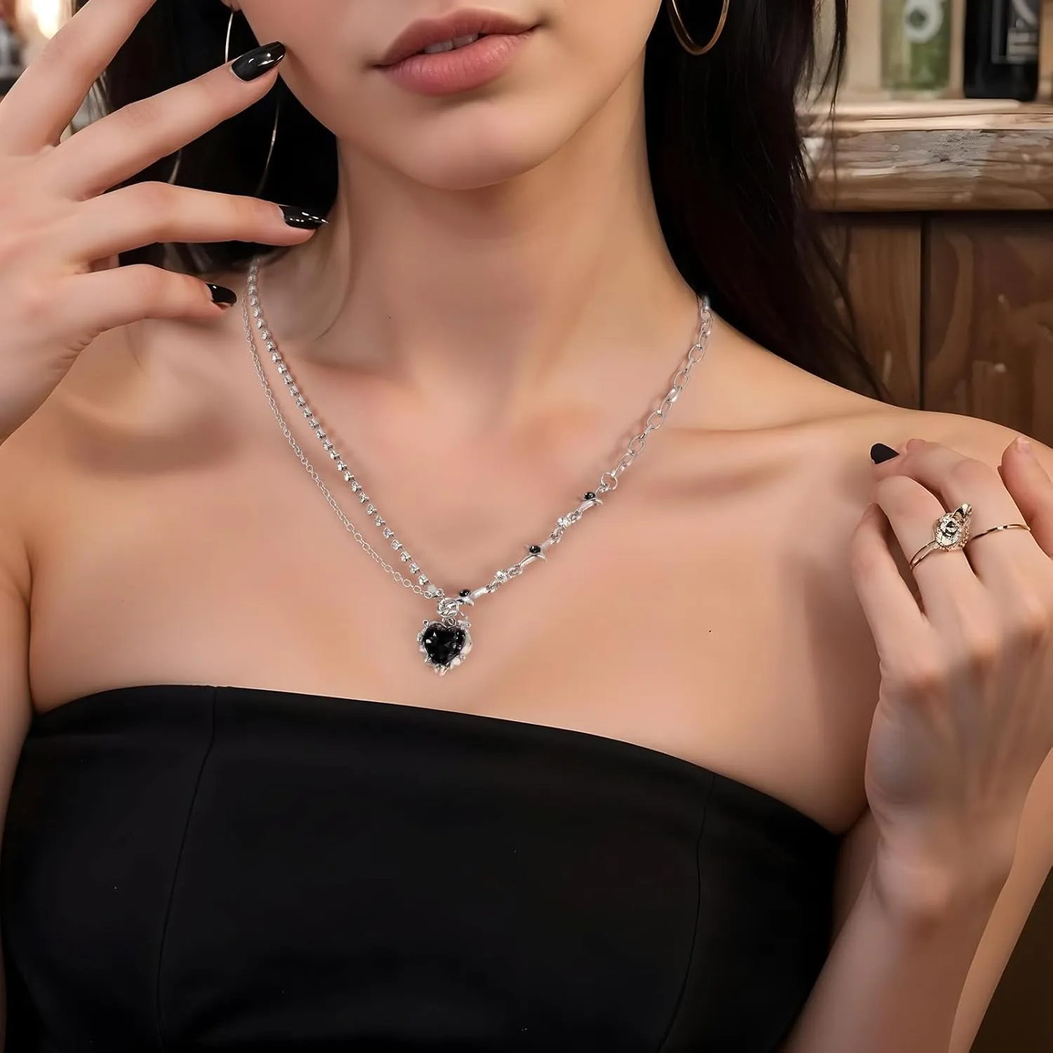 Y2K Heart Diamond Necklace, Aesthetic Punk Heart Crystal Pendant Necklace Asymmetric Rhinestone Star Neck Chain