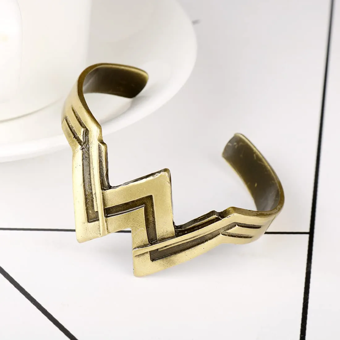 Yellow Chimes Kada Bracelet for Women Western Style Gold Plated Wonder Women Kada Bracelet for Women and Girls.